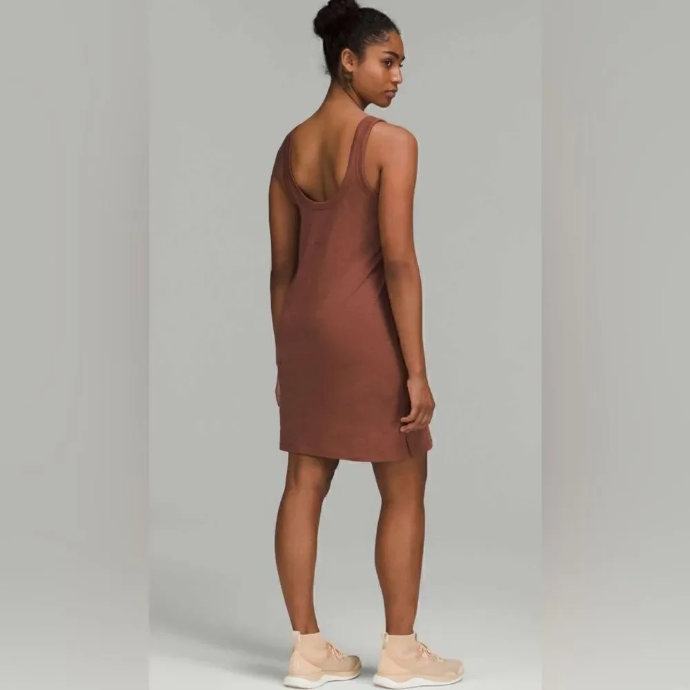 lululemon athletica pit approx